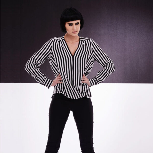 woman-wear-stripe-shirt-3