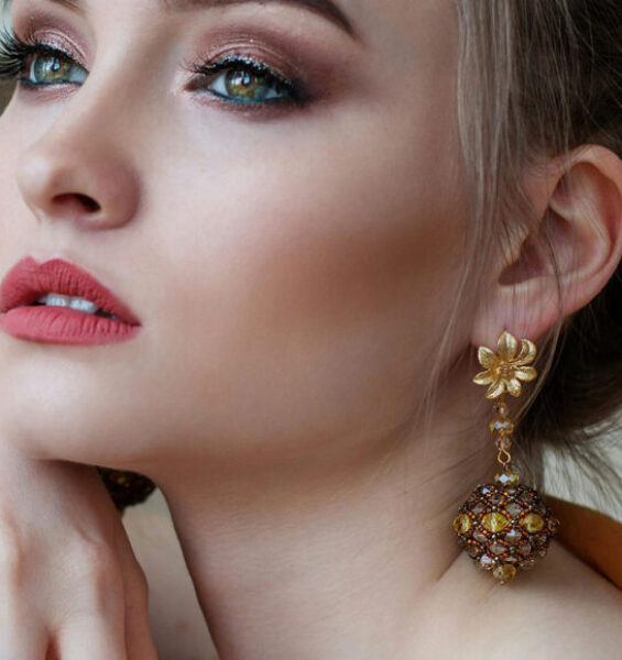 jewelry1-1024x580-565x600-1 jewelry1-1024x580-565x600-1