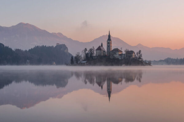 church-in-the-middle-of-lake