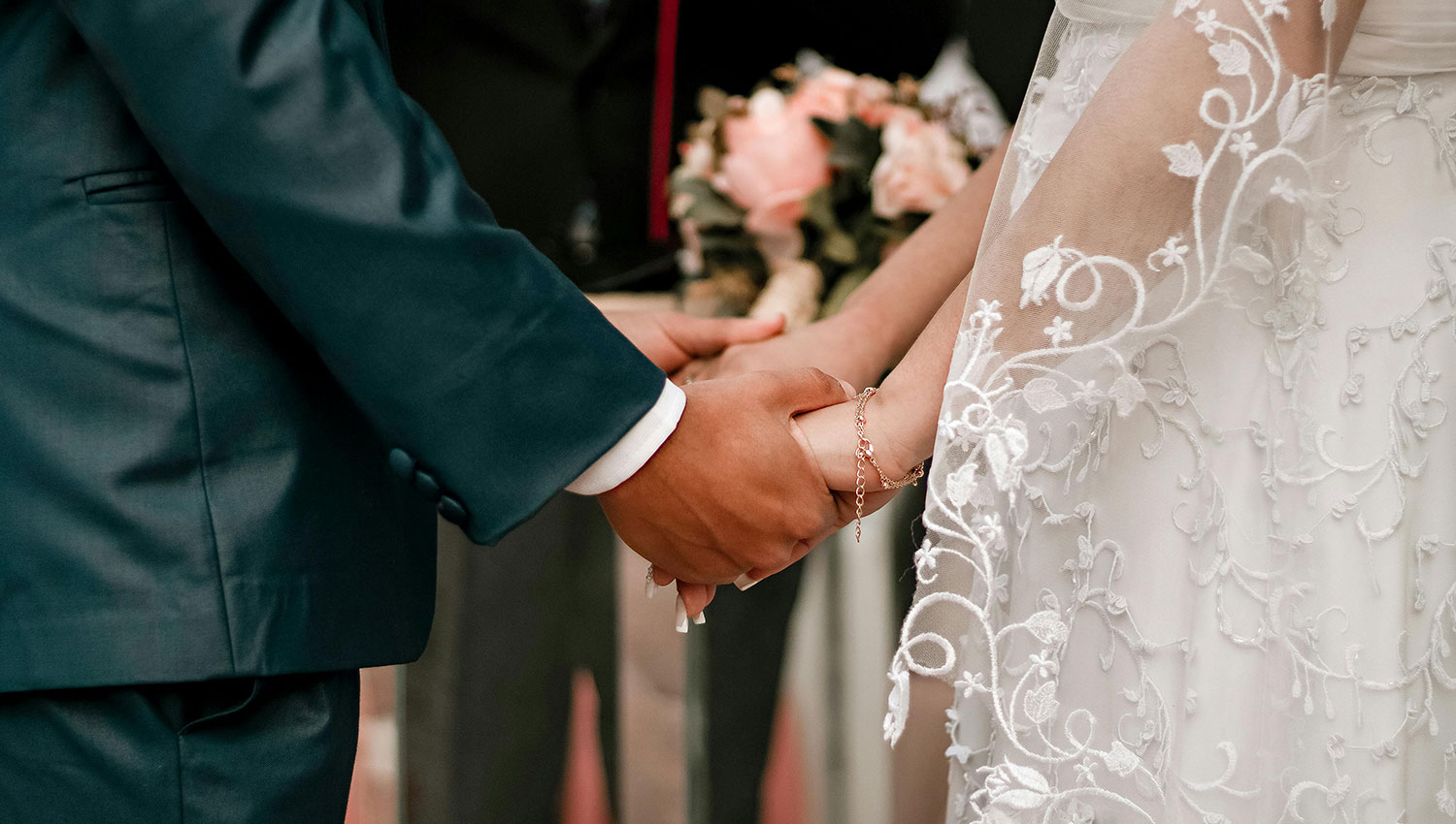 Why there is a rise in popularity for First Look shots