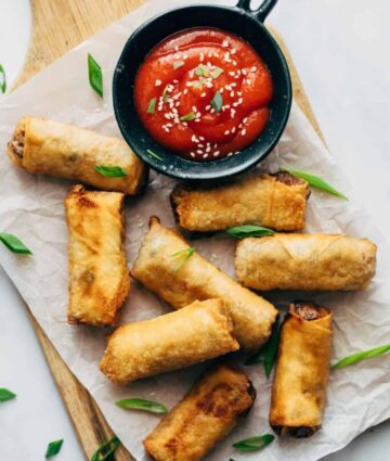 CRISPY EGG ROLLS