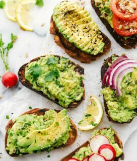 EASY AVOCADO TOAST